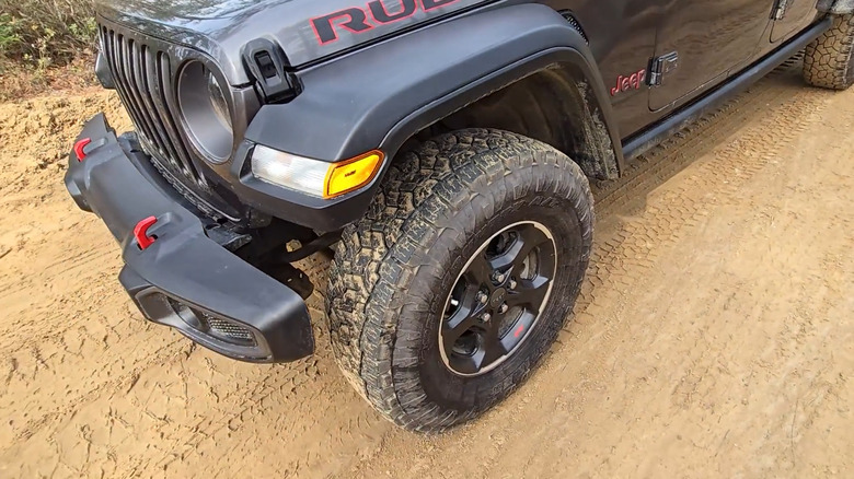 Комплект Toyo Open Country A/T III на Jeep Wrangler