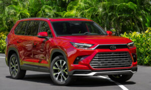 Внедорожники каких других крупных брендов можно сравнить с Toyota Grand Highlander?