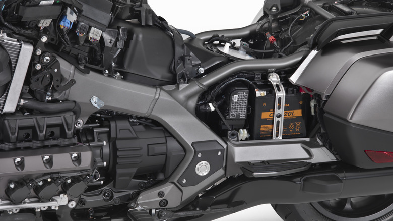 Аккумулятор Honda Goldwing 2018 года обнаружен в велосипеде
