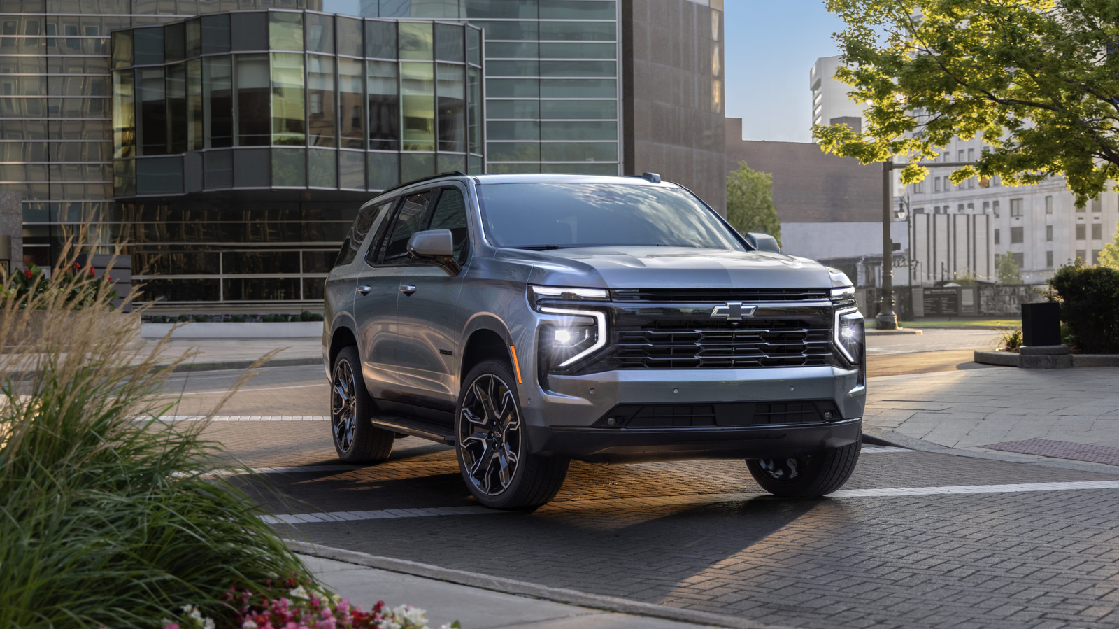 Шевроле Тахо против. Амортизация GMC Yukon: что теряет в цене больше через 5 лет?