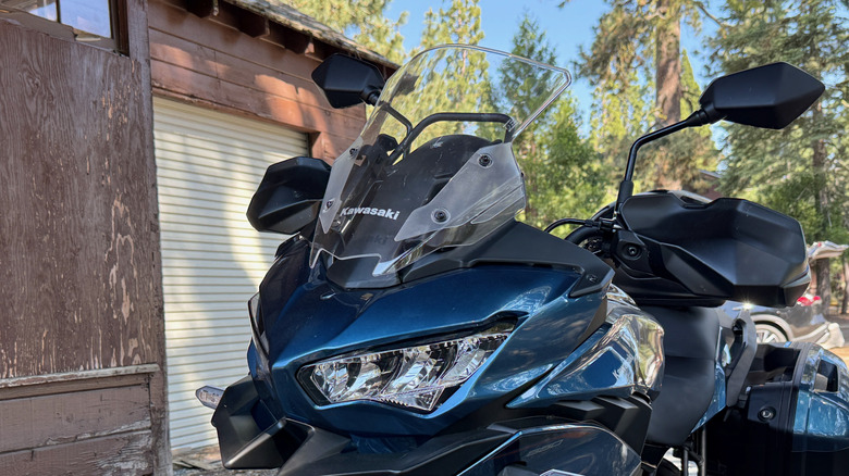 Лобовое стекло Kawasaki Versys 650 2026 года выпуска