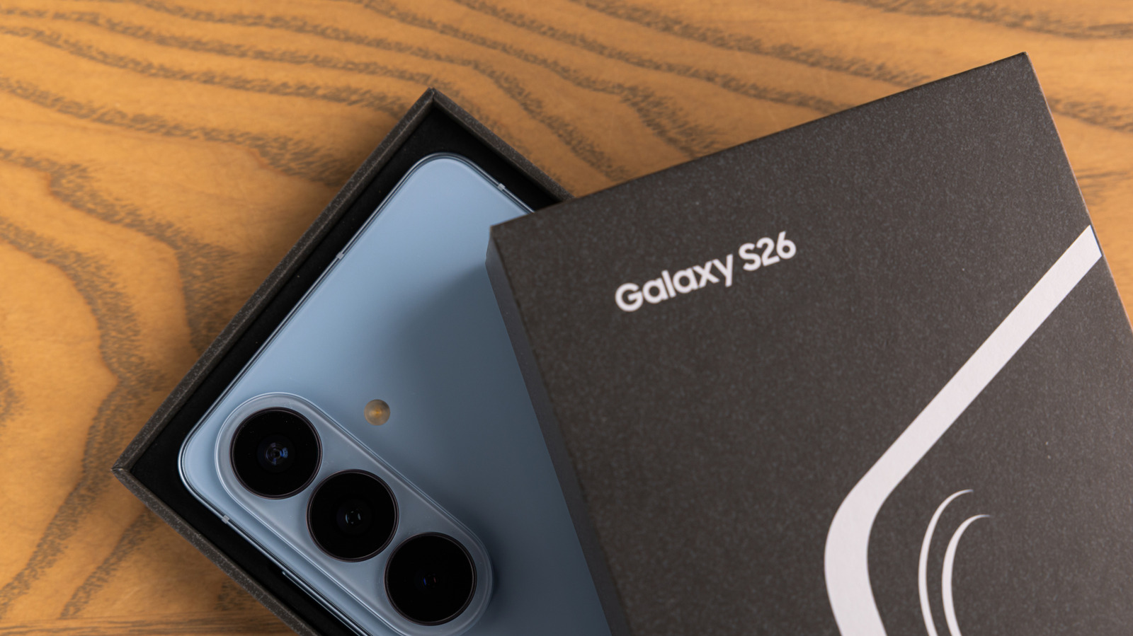 Galaxy S26 против S25: что лучше купить в 2026 году?