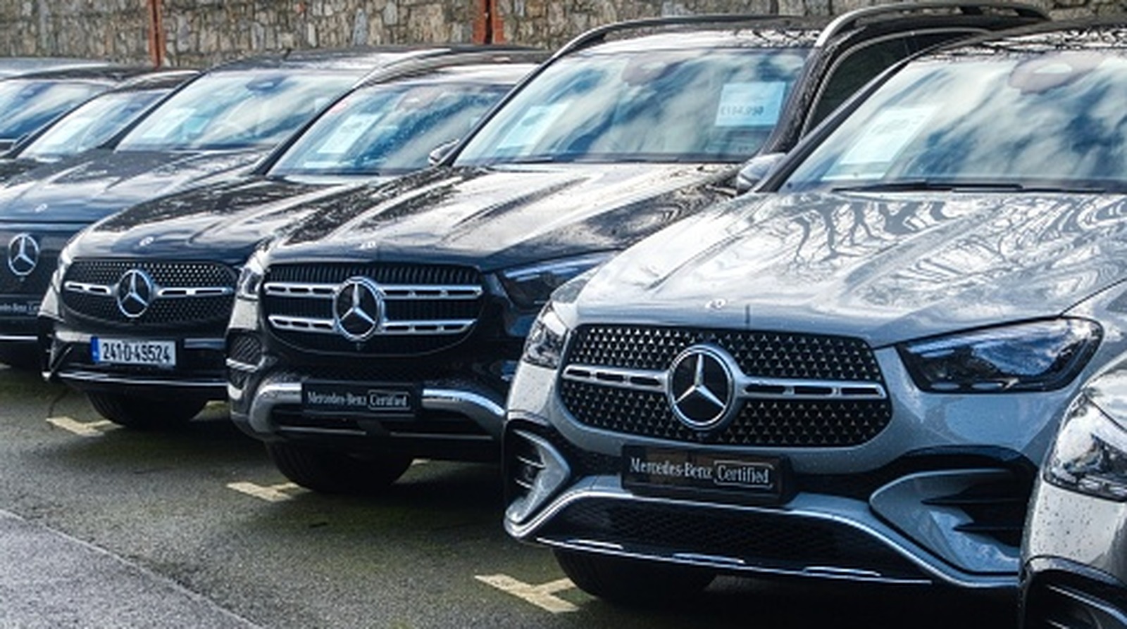 Mercedes возвращает кнопки, поскольку водители отвергают захват сенсорного экрана