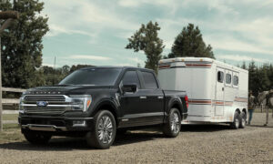 Обычный гибрид Ford F-150 быстрее этих пяти легендарных маслкаров
