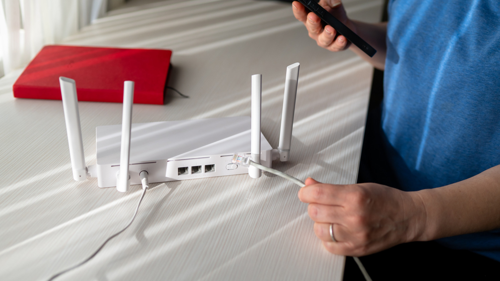 5 умных способов спрятать кабели Ethernet по дому