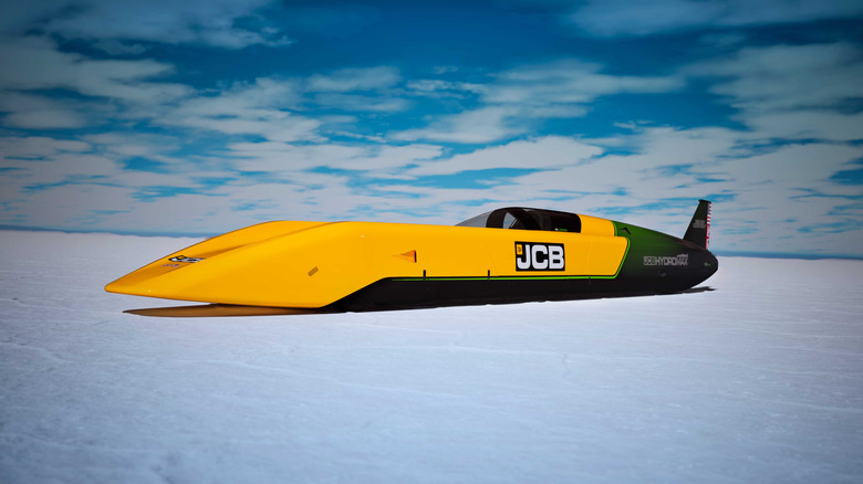 JCB Hydromax на солончаках Бонневиль