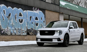 Является ли Ford Maverick кузовом с рамой и сделан ли он из алюминия?