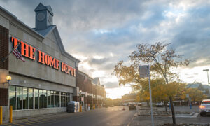 Да, Home Depot и Lowe’s имеют флоковые камеры на своих парковках — и вот почему
