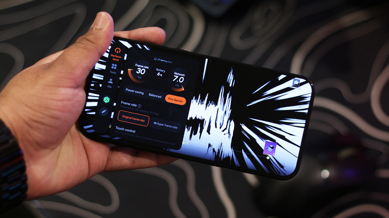 Меню игровых инструментов в OxygenOS.