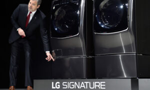 В чем разница между LG Studio и LG Signature Apps?
