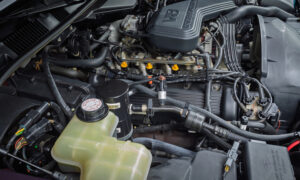 Этот двигатель Ford V8 помог сделать Crown Vic одним из самых надежных седанов
