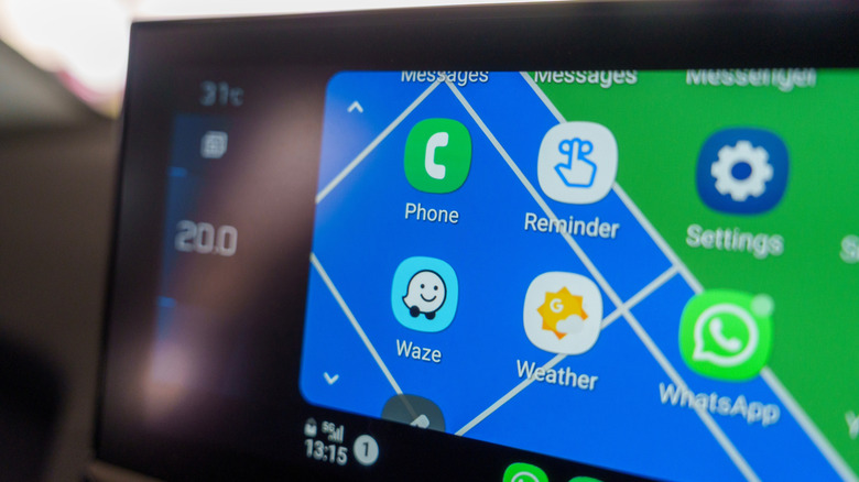 Android Auto с кнопкой настроек