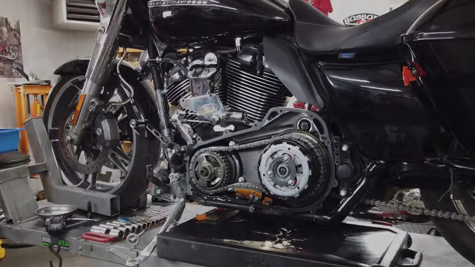 Для чего нужен компенсатор на мотоцикле Harley-Davidson?