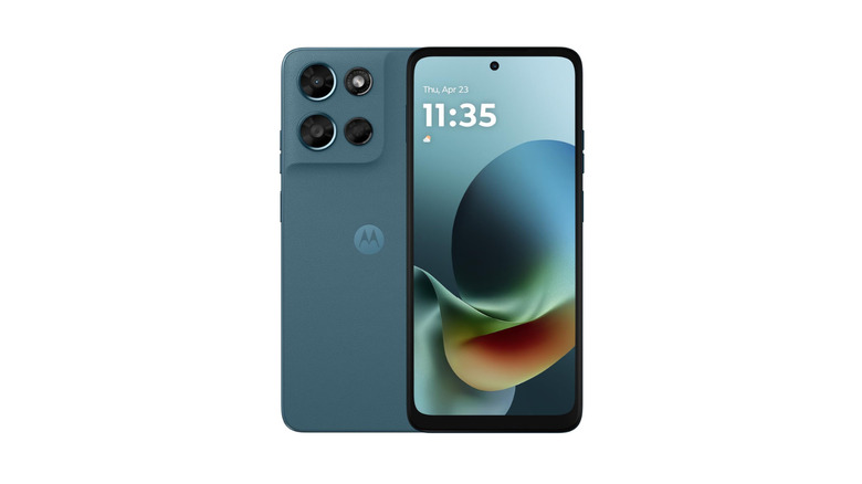 Motorola G Play 2026 в гобелене Pantone