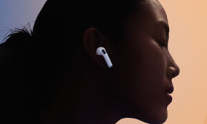 5 наушников с высоким рейтингом, которые дешевле AirPods 5, ранжированы по цене
