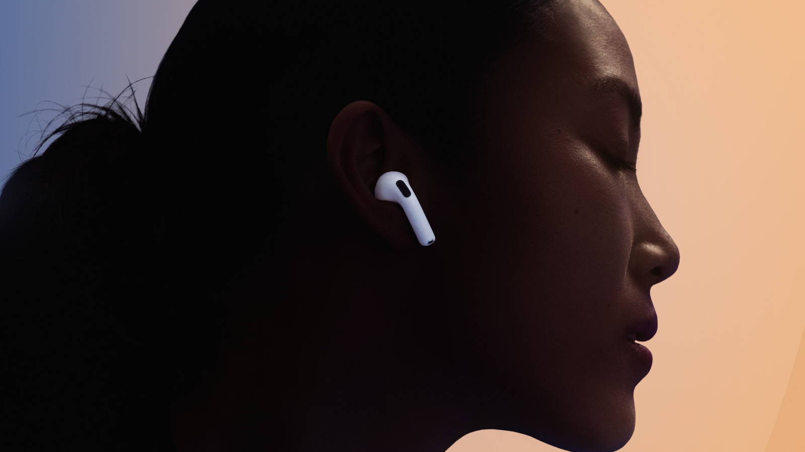 5 наушников с высоким рейтингом, которые дешевле AirPods 5, ранжированы по цене