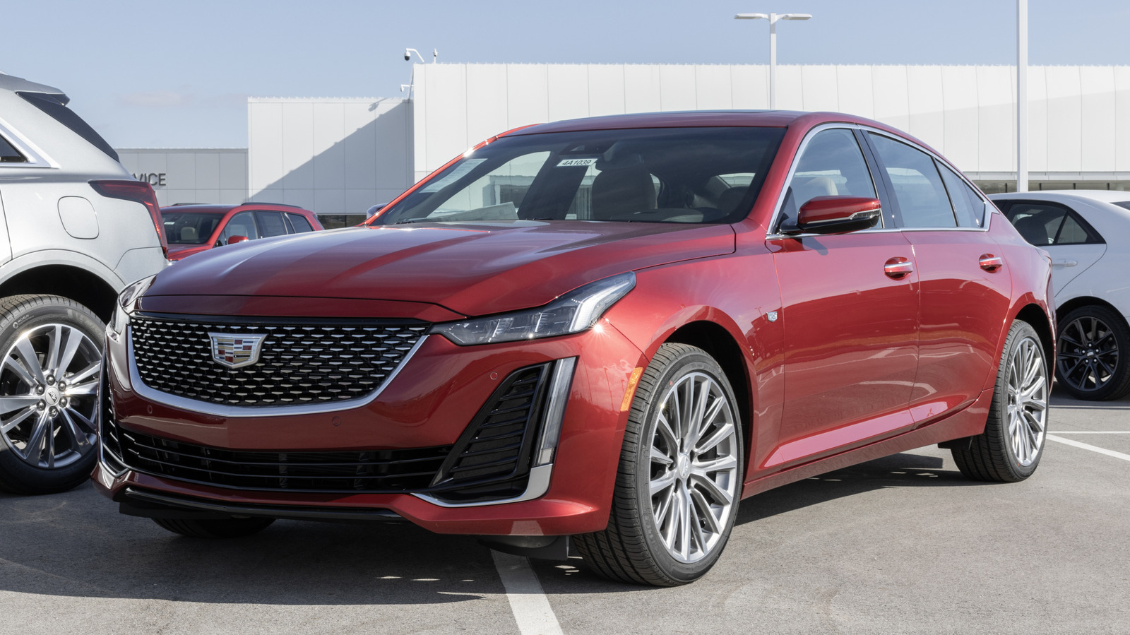 Стоимость Cadillac CT5 при перепродаже: насколько обесценился роскошный седан?