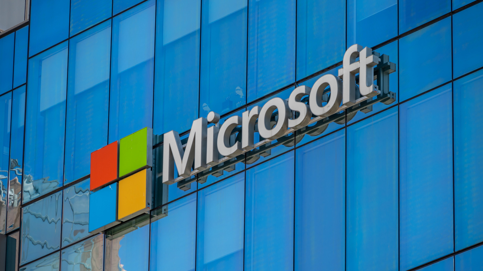 Мероприятие Microsoft Surface и Windows, октябрь 2026 г.: следите за прямой трансляцией SlashGear