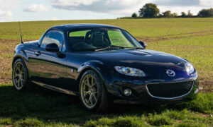 Mazda Miata MX-5 скрывает под капотом 300-сильный двигатель V6
