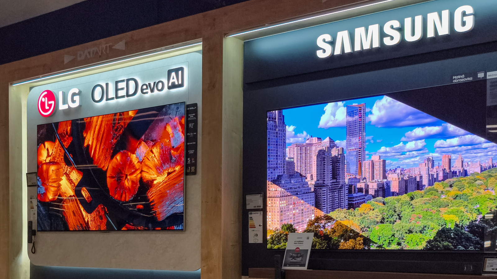 Samsung против LG: какой бренд делает Smart TV лучше? Вот что говорят эксперты