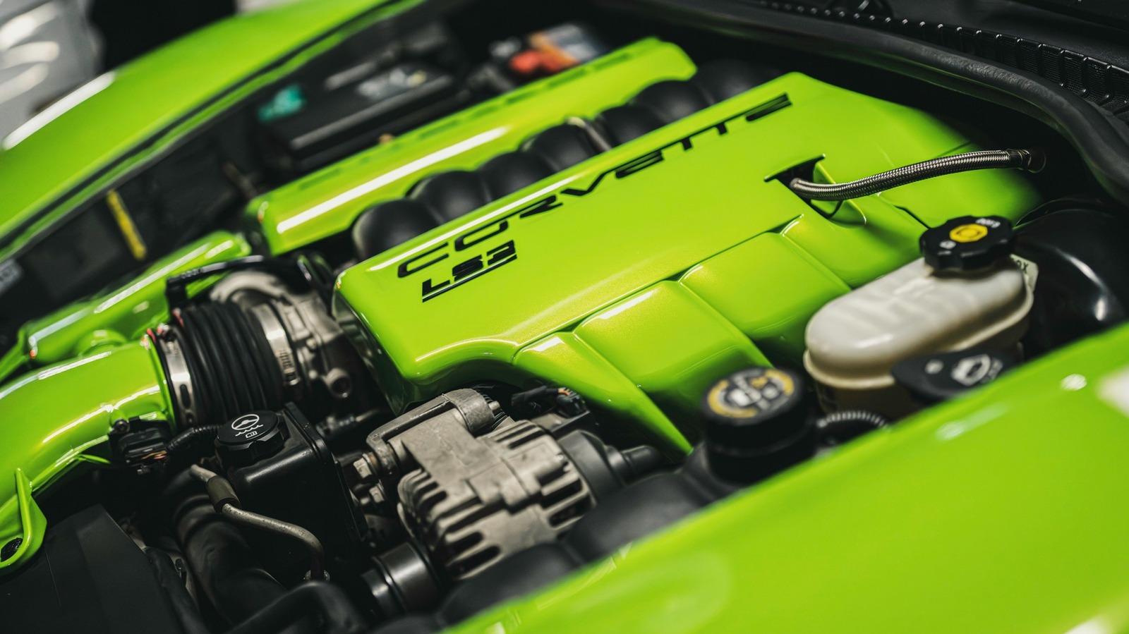 Кто производит 6,2-литровые двигатели V8, кроме GM?