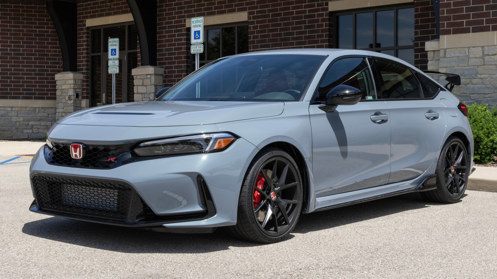 5 горячих хэтчбеков, которые быстрее Honda Civic Type R