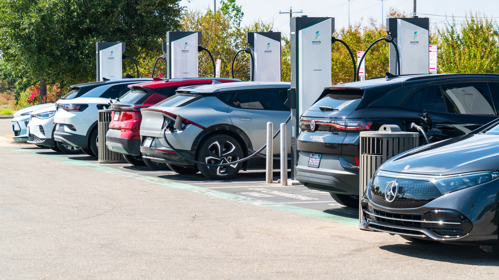 Сколько электроэнергии понадобится США, если каждый бензиновый автомобиль будет заменен электромобилем?